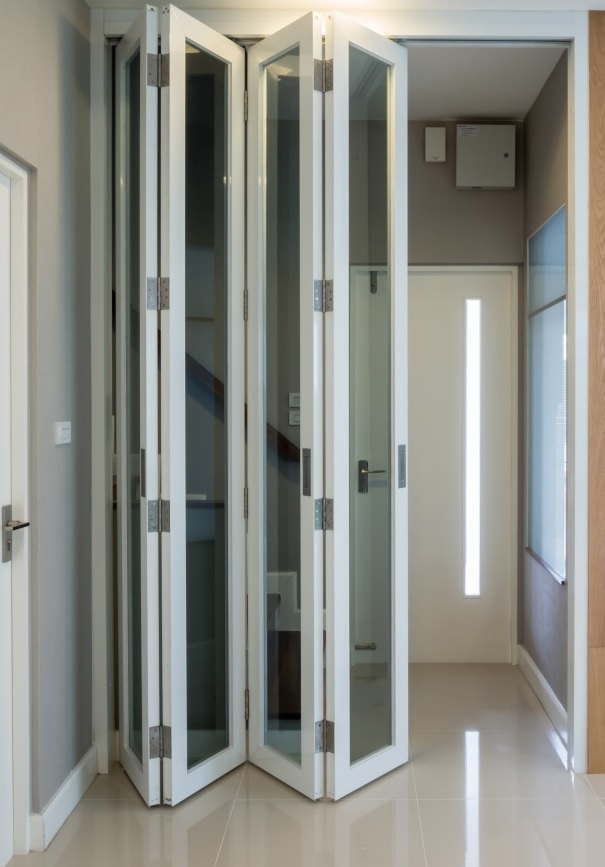 bifold door Belmont, South Sutton, SM2